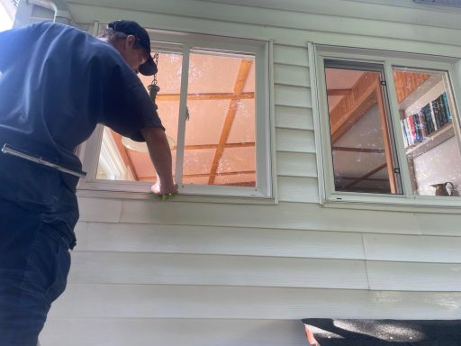 Prep Preparing to wash the windows